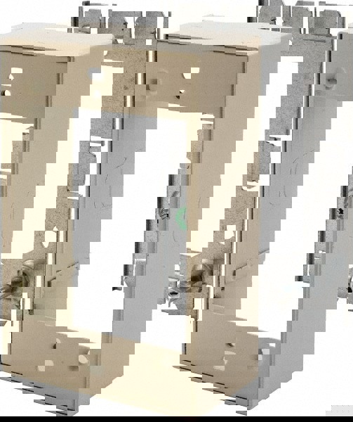 Raceway Fittings & Accessories; Accessory Type: Extension Box ; Overall Length: 2.82 ; Overall Width: 1 ; Overall Height: 4.54in ; Number Of Gangs: 1; 1 ; For Use With: HBL500 Series Raceways; HBL700 Series Raceways; HBL750 Series Raceways